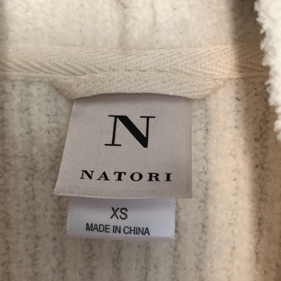 Natori Beijing Cardigan - Picture 3 of 5